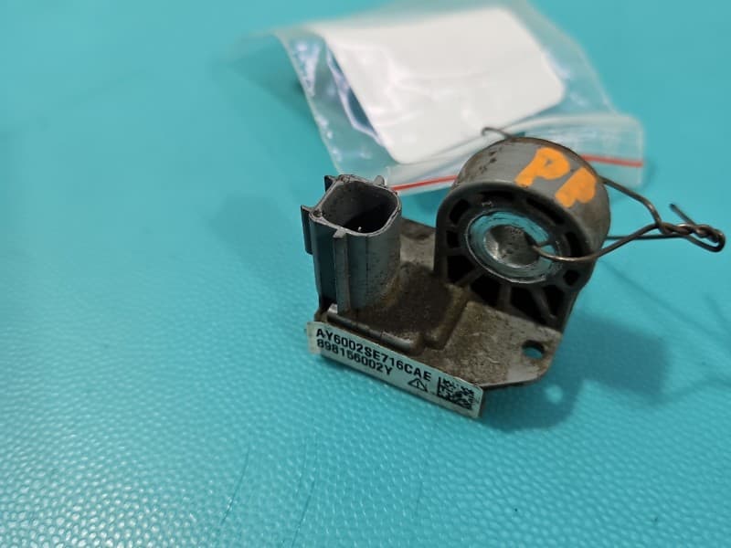 Czujnik uderzeniowy uderzenia Isuzu D-Max II 11-19 898156002Y