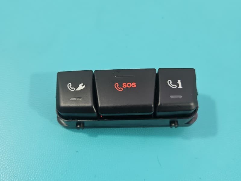 Przełącznik SOS Mercedes GL II X166 A1728208610