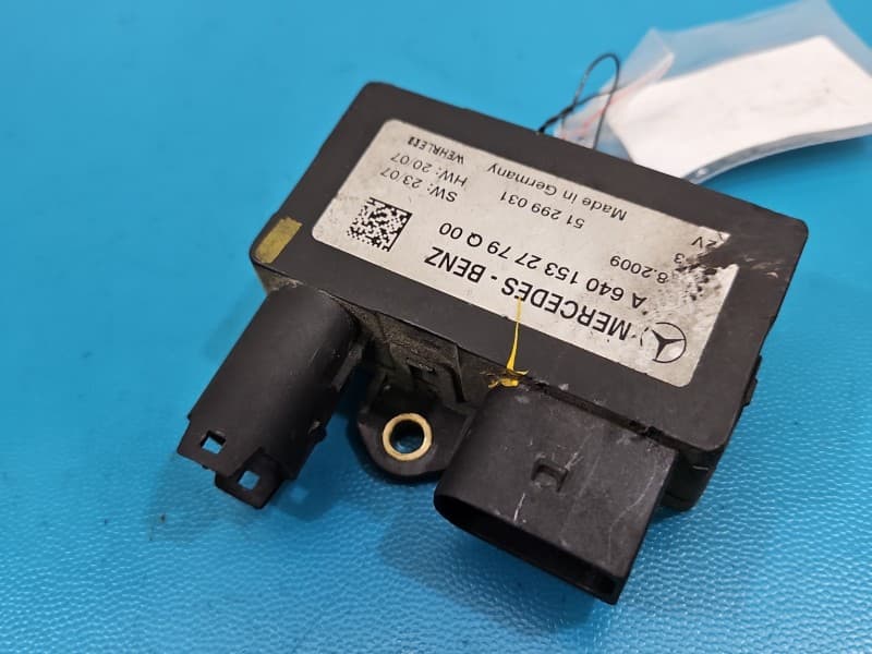 Przekaźnik świec żarowych Mercedes W169 2,0 cdi A6401532779
