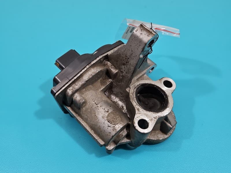 Zawór egr Nissan X-trail III T32 13-21 1,6 dci 8201068965 147100789R