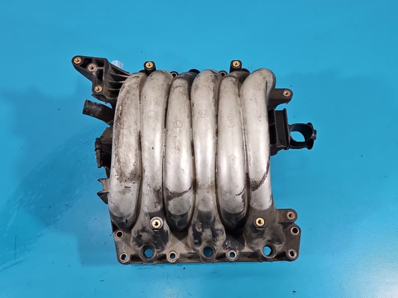Kolektor ssący Vw Passat B5 2,8 V6 078133151AM 078133223S