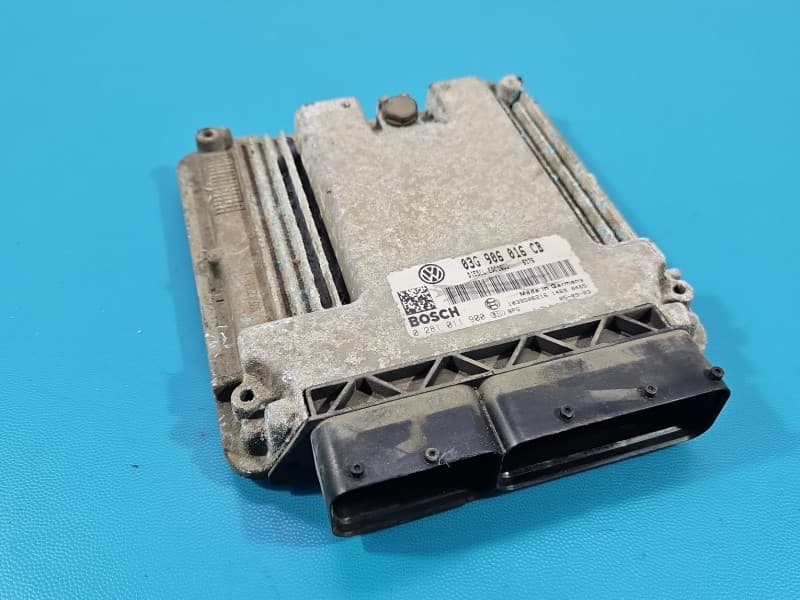 Komputer Sterownik silnika Vw Golf V 1,9 tdi 03G906016CB 0281011900