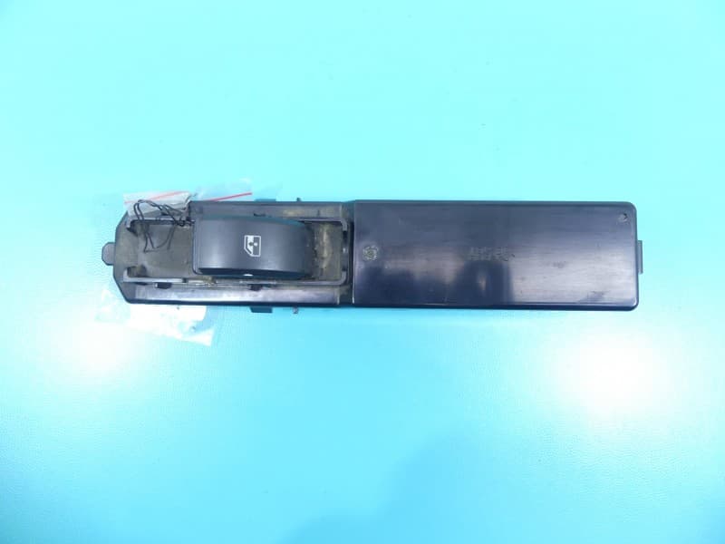 Przełącznik szyb Cadillac BLS tył prawy EU 12761222