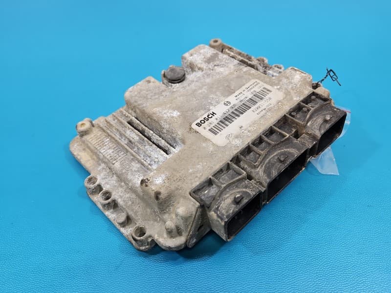 Komputer Sterownik silnika Renault Master II 2,5 dci G9U 0281011432 8200311550