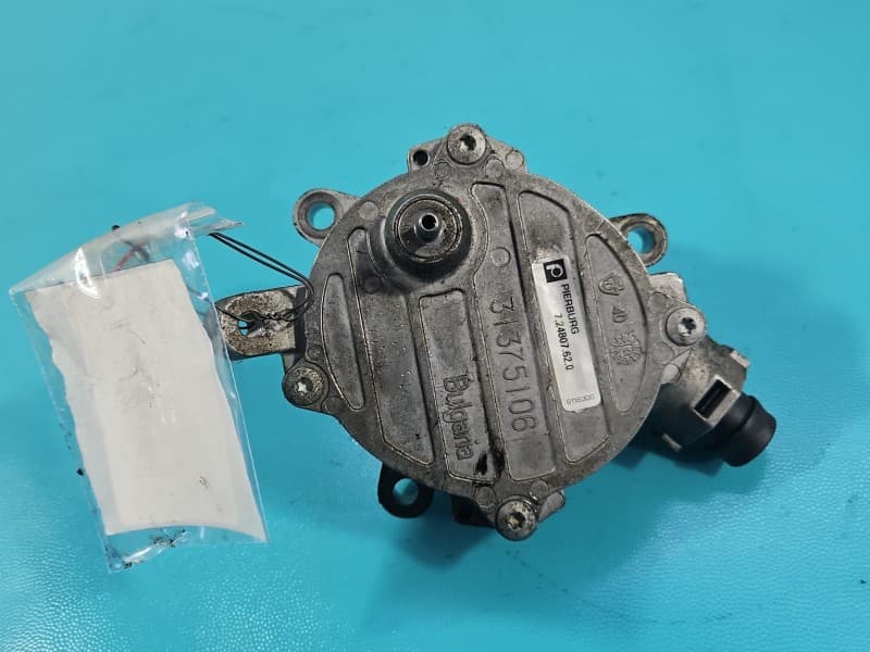 Pompa vacum Volvo S60 I 2,4d 31375106