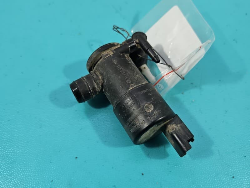 Pompka spryskiwacza Peugeot 2008 II 19- 9825893480