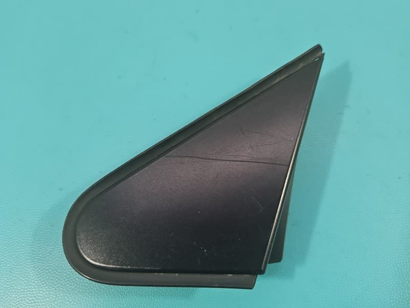 Osłona ZAŚLEPKA PLASTIK błotnika przód lewego Toyota Rav4 IV 60118-42020