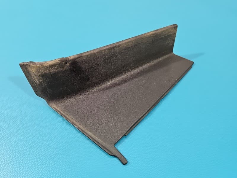 Osłona ZAŚLEPKA PLASTIK Lampy tył lewa Hella Audi A8 D5 4N0945253