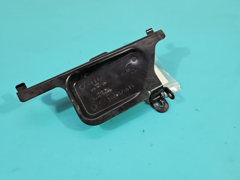 AUDI A4 B8 Czujnik POZIOMU PALIWA A2C53344228 8K0907816