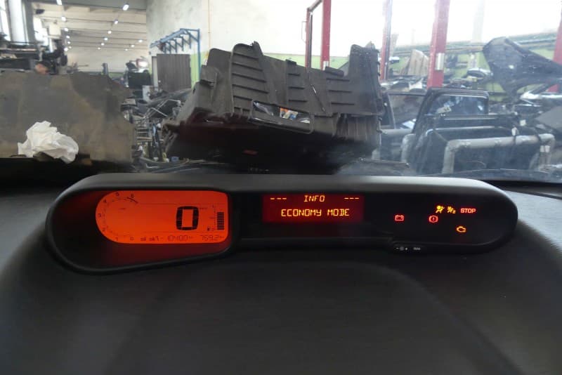 Licznik Citroen C3 Picasso 08-17 1,4 16v 9805382977 EUROPA