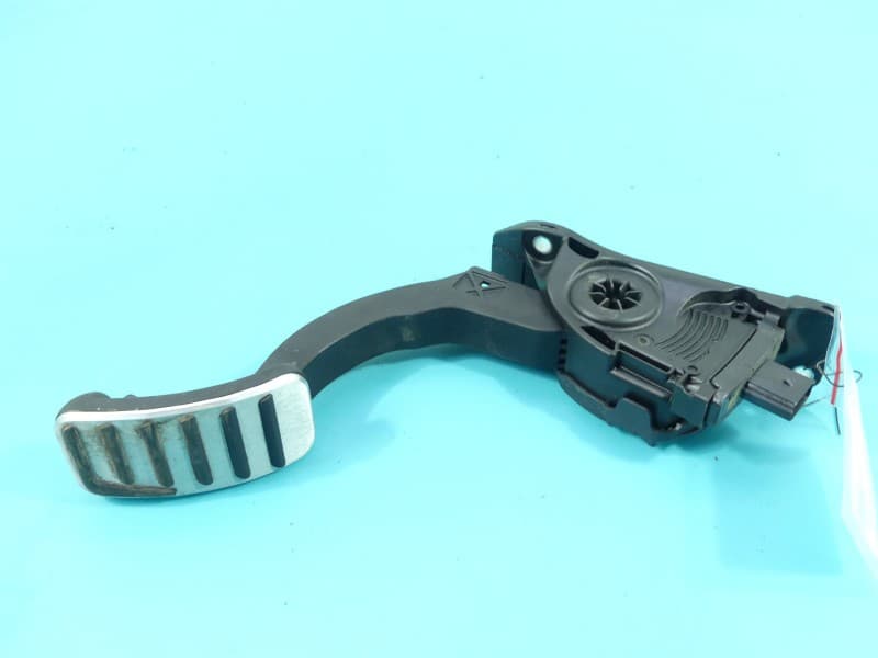 Pedał gazu potencjometr Volvo V40 II 12- 2,0 D2 31341776 6PV010368-52