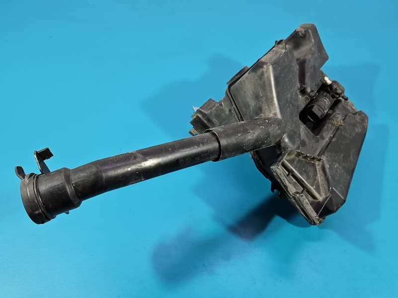 Zbiornik Zbiorniczek płynu spryskiwacza Opel Astra V K 39199126