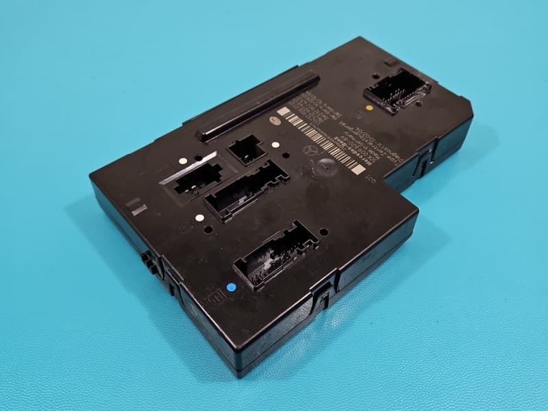 Sterownik moduł SAM Mercedes E C207 A207 2129060105