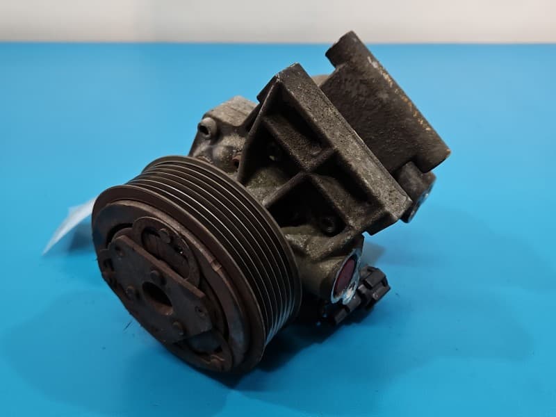 Sprężarka klimatyzacji kompresor Nissan Micra K13 1,2 12V 926001HC5A