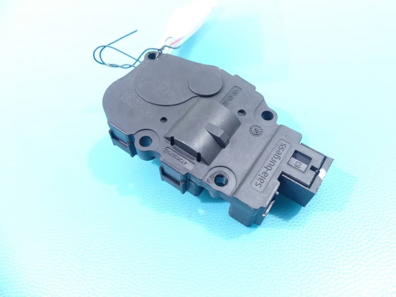Silniczek nawiewu NAGRZEWNICY Vw Touareg II 10- 16450178 EFB440 EUROPA
