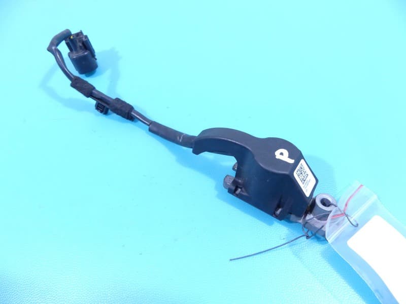 Czujnik uderzeniowy uderzenia Volvo V40 II 12- P31305432 1T13132870281