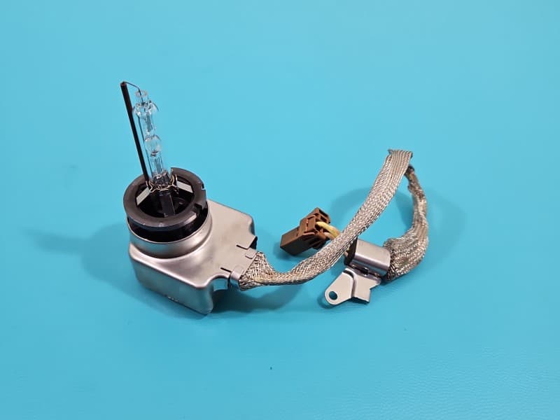 ŻARNIK STARTER ZAPŁONNIK CEWKA XENON Nissan Juke I F15 10-19 EANA00E