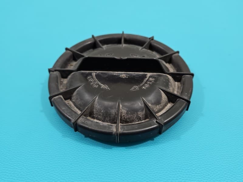 Osłona ZAŚLEPKA PLASTIK Dekiel lampy xenon Opel Insignia A 176229-00
