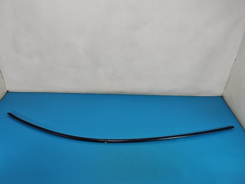 Listwa dachowa prawa dachu Tesla Model Y 1621159-00-A 160888