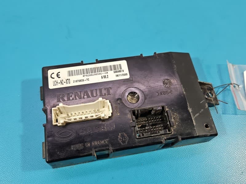 Sterownik moduł UCH Renault Master II P8200298946H 8200298946 21676826-7C