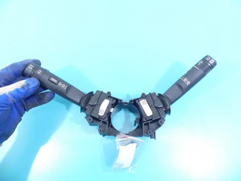 Przełącznik zespolony Opel Astra IV J 20941131 20941129