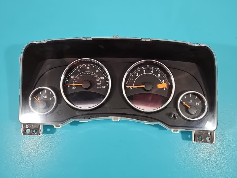 Licznik Jeep Compass I 06-16 2,4 16V 68233460AE EUROPA