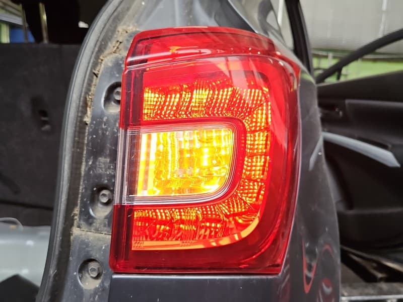 Lampa tył prawa błotnika Suzuki Sx4 S-Cross 13-21 HB EUROPA 220-18733