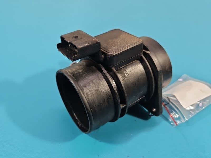 Przepływomierz Renault Scenic II 1,9 dci 6-PIN 5WK9620 H7700104426 7700109812