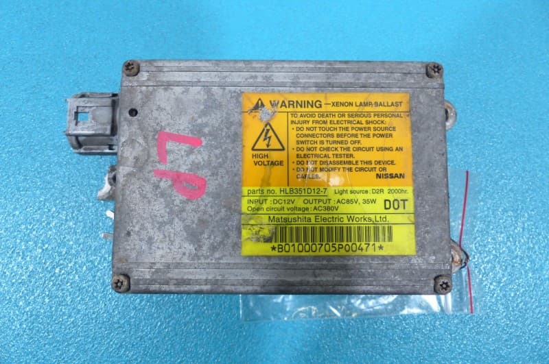 Przetwornica xenon Nissan Maxima A33 99-03 HLB351D12-7