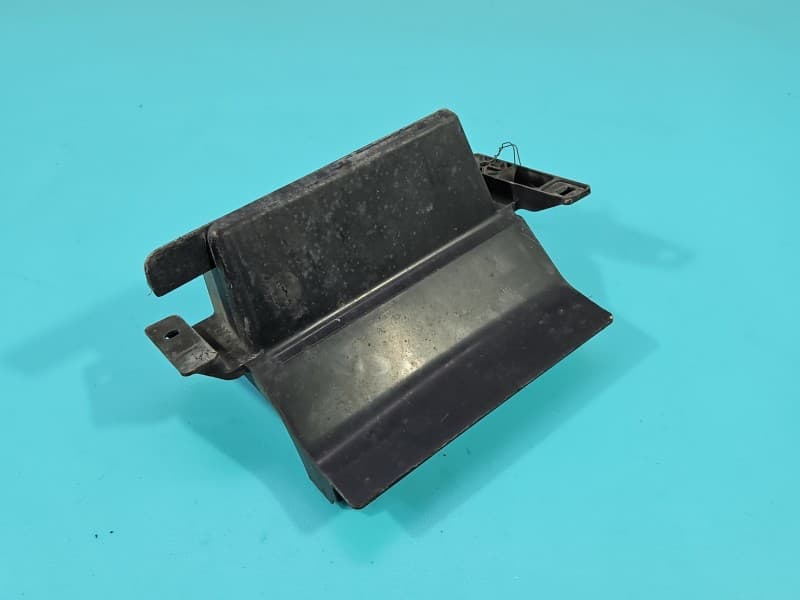 Osłona ZAŚLEPKA PLASTIK OSŁONA ZAMKA MASKI Mitsubishi Outlander III 12-22 7450A823
