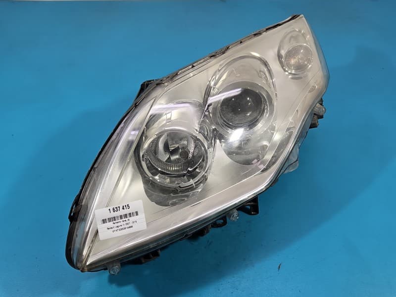Reflektor lewy lampa przód Renault Laguna III EUROPA 89901834 26060033R