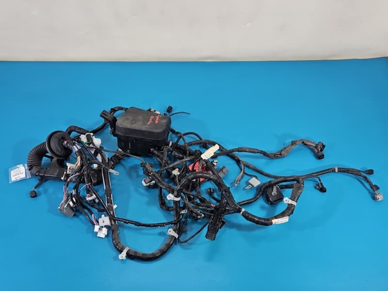 Wiązka instalacja z komory silnika Mazda CX-3 14-21 D09W-67P11 D09W-66767 PE05-188A1