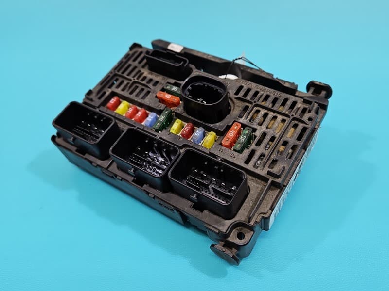 Sterownik moduł BSM, Zerwane mocowania Peugeot 307 9661682980 S118983011A