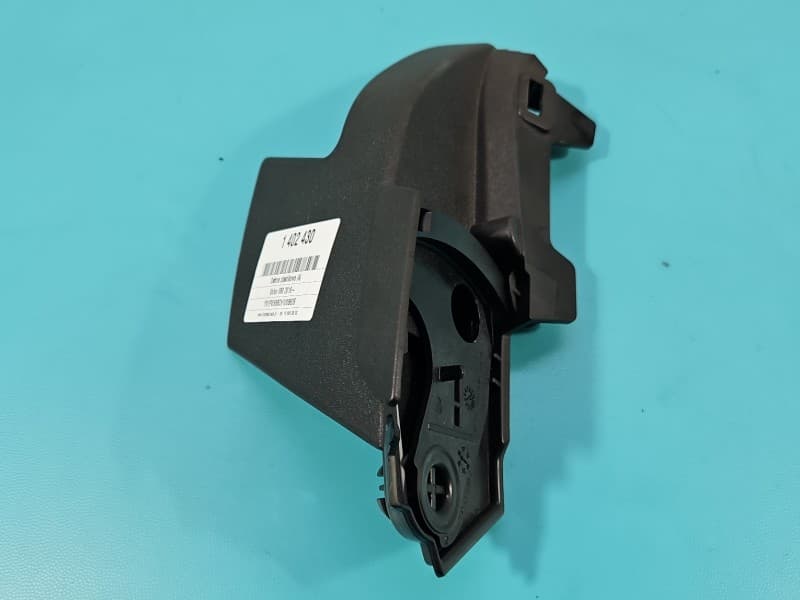 Osłona ZAŚLEPKA PLASTIK OSŁONA SŁUPKA PRAWA Volvo V90 31426622