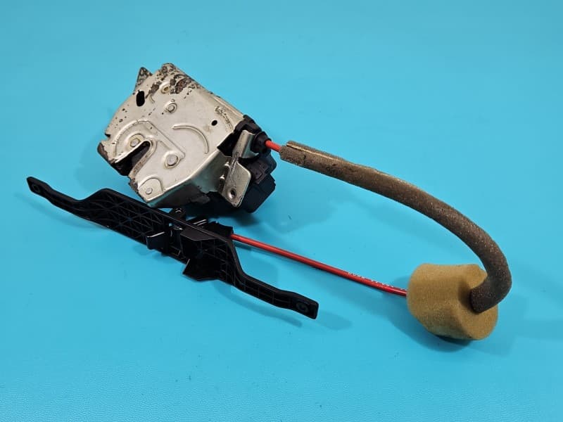 Zamek klapy tył Mercedes ML W164 HB 10pin A2117409235