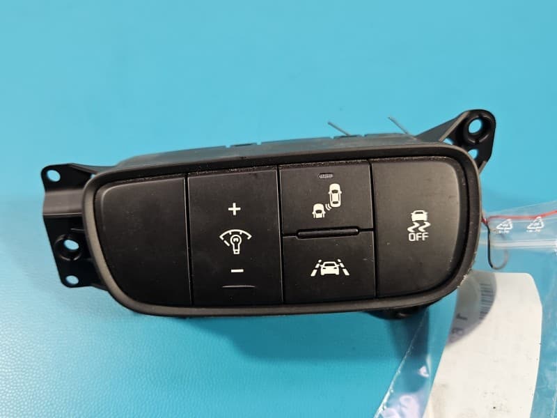 Przełącznik ESP martwego pola pasa ruchu Kia Sorento III 14-20 93700-C5150