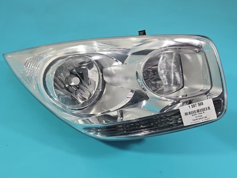 Reflektor prawy lampa przód Kia Venga EUROPA 92102-1P000 0301257202