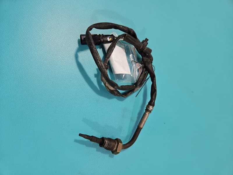 Czujnik temperatury spalin Hyundai Kona I 1,0 T-GDi G3LC 39230-040S0 39230040S0