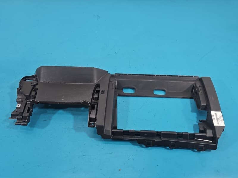 Osłona ZAŚLEPKA PLASTIK Deski rozdzielczej MG MG3 24- 11428184