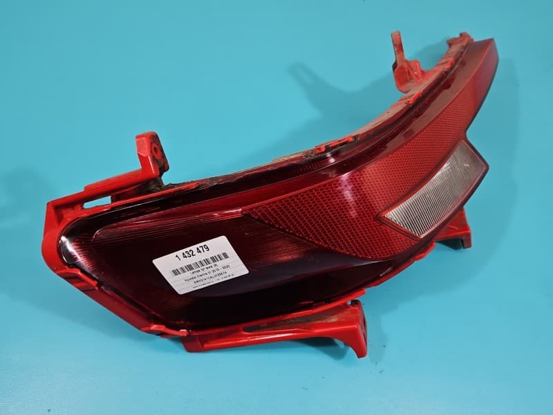 Lampa tył lewa błotnika Hyundai Elantra VI 15-20 sedan EUROPA 92406-F2510