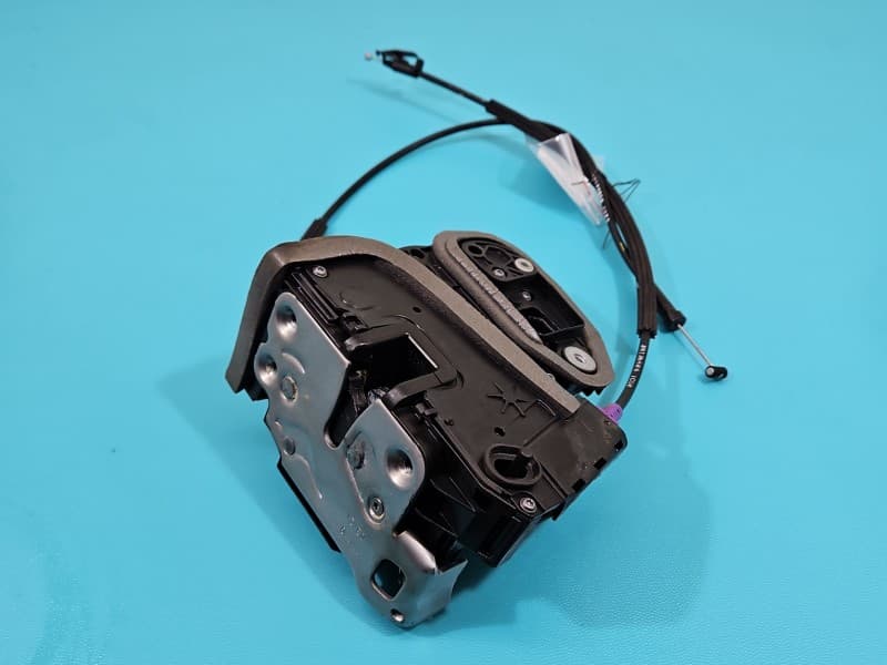 Zamek tył lewy Opel Insignia B 4pin 13533664