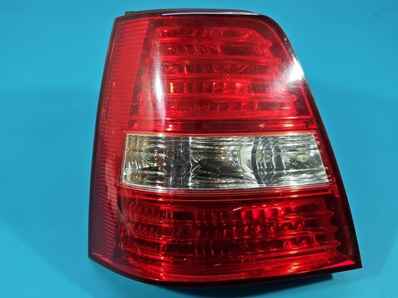 Lampa tył lewa błotnika Kia Sorento I 03-09 HB EUROPA