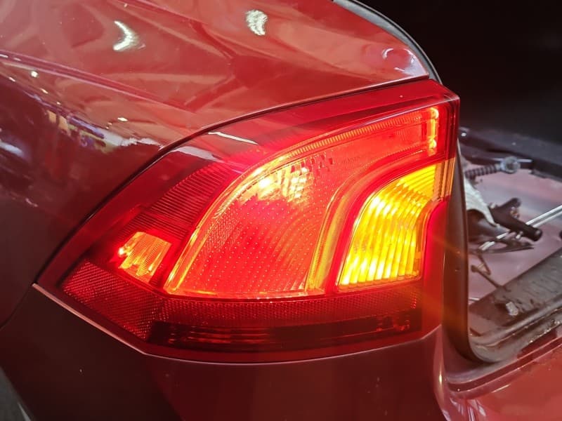 Lampa tył lewa błotnika VOLVO S60 II 10- sedan EUROPA 30796267