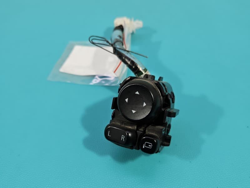 Przełącznik szyb Mitsubishi Eclipse Cross EU 183802 802-1I81 8512F176