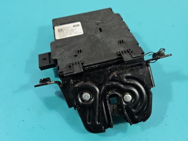Zamek klapy tył Jaguar XE X760 sedan 5pin 442A66AD