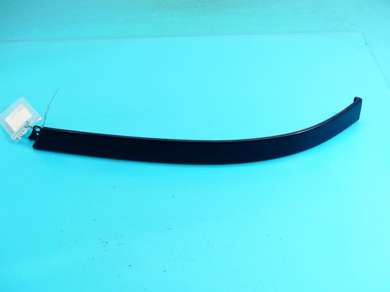 Listwa podreflektorowa Audi A8 D2 4D0853207C
