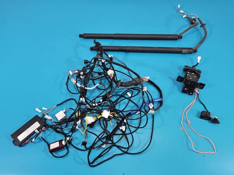 Siłowniki klapy komplet teleskop Hyundai Tucson IV 20- 5000041773802 91650-N7110
