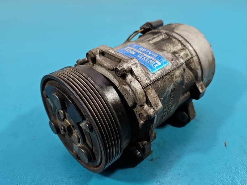 Sprężarka klimatyzacji kompresor Seat Leon I Toledo II 1,6 16V 1J0820803K