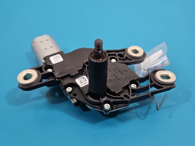 Silniczek Silnik wycieraczki tył Skoda Octavia IV kombi 4pin 5H0955711B