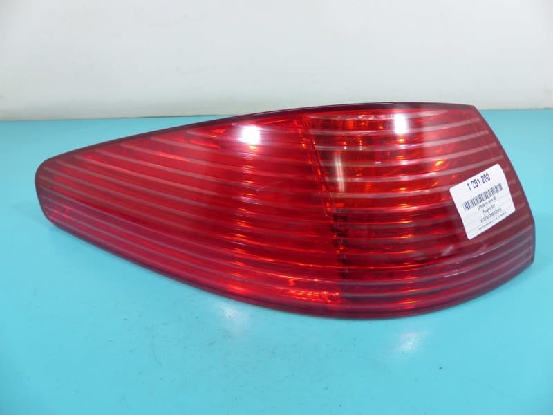 Lampa tył lewa błotnika Peugeot 607 sedan EUROPA